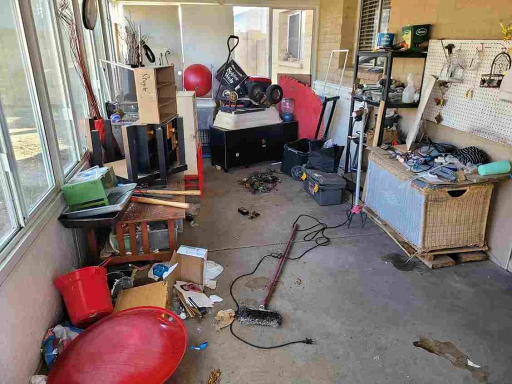 estate clean out junk removal phoenix 1024x768