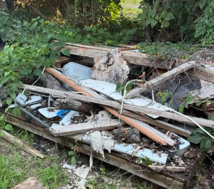 Yard Debris Removal yard debris 2 islip